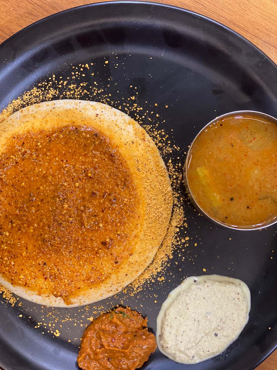 Mysore masala dosa with podi and chutneys